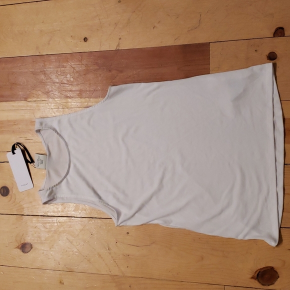 Varley Tops - Varley XL white "oscar" tank top ribbed